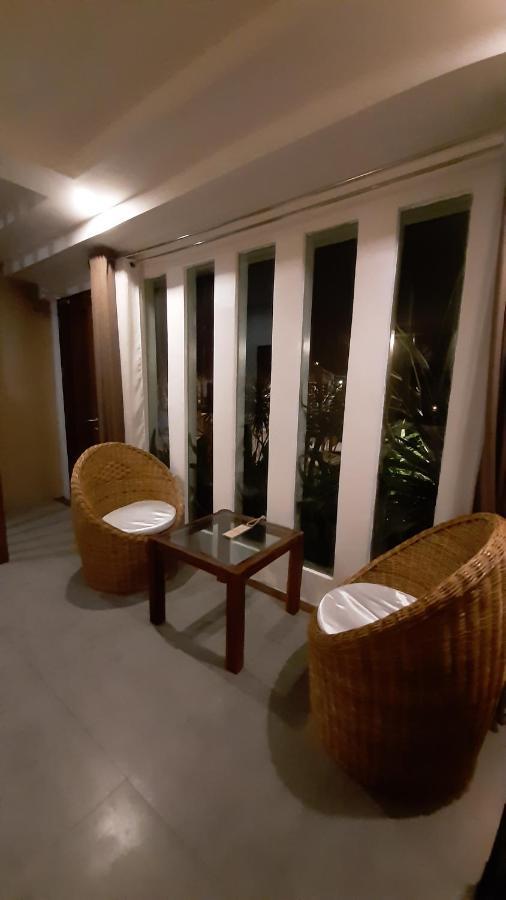 Urban Sands Hotel Iloilo Exterior photo